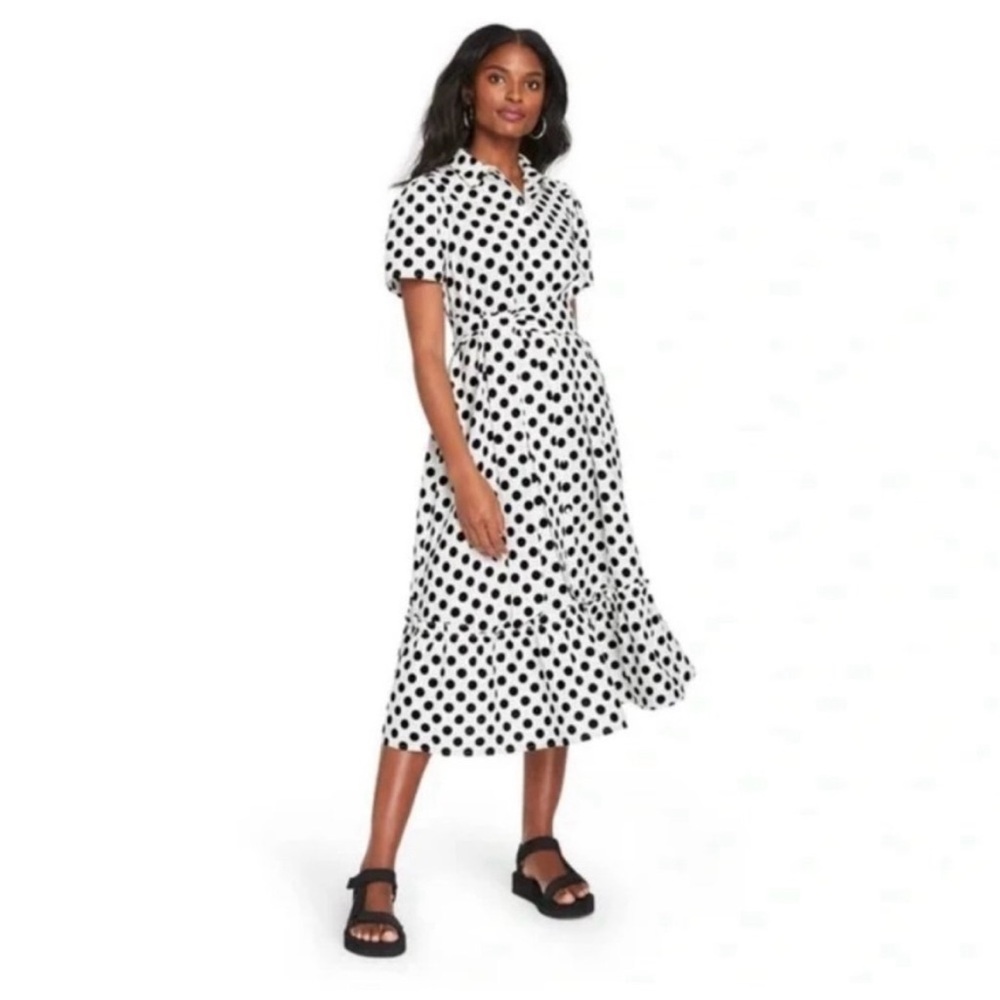 Polka dot, midi dress.
